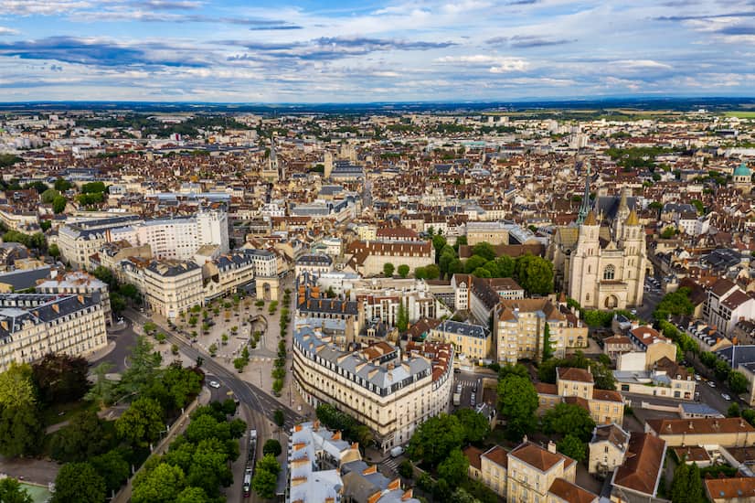 Kauf und Lieferung von CBD in Dijon