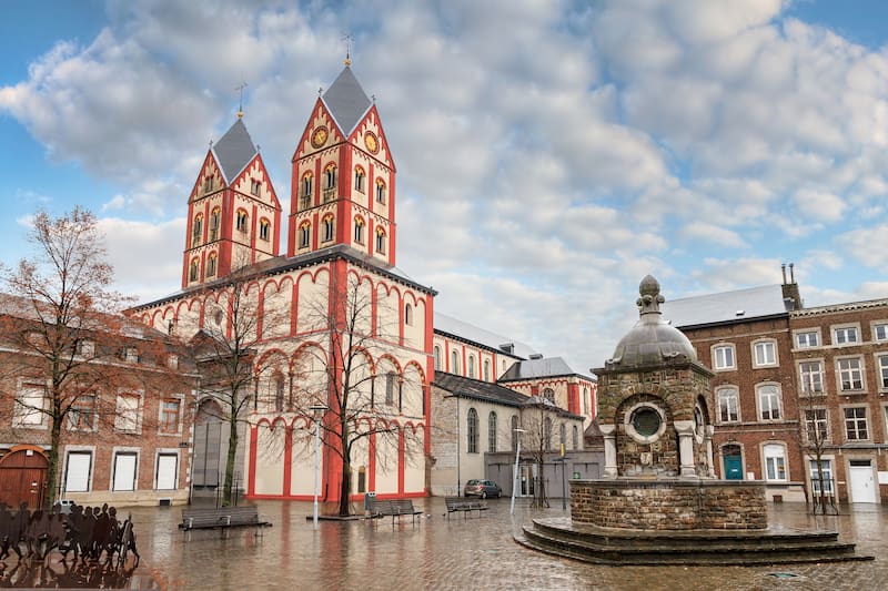 fleuve et église achat cbd à lièges
